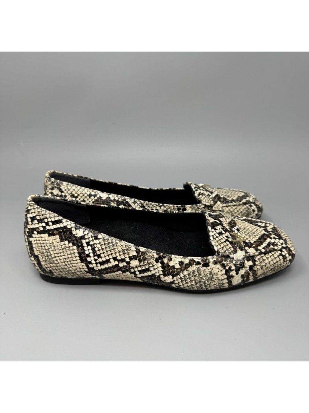 Vionic Hayes Loafer Women's 7 Snake Print Slip On Casual
